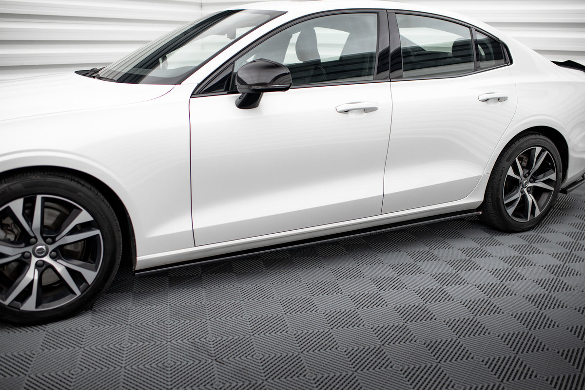 Street+ Seitenschweller Leisten V.2 passend für Volvo S60/V60 R-Design Mk3 schwarz Hochglanz – Ansicht 3