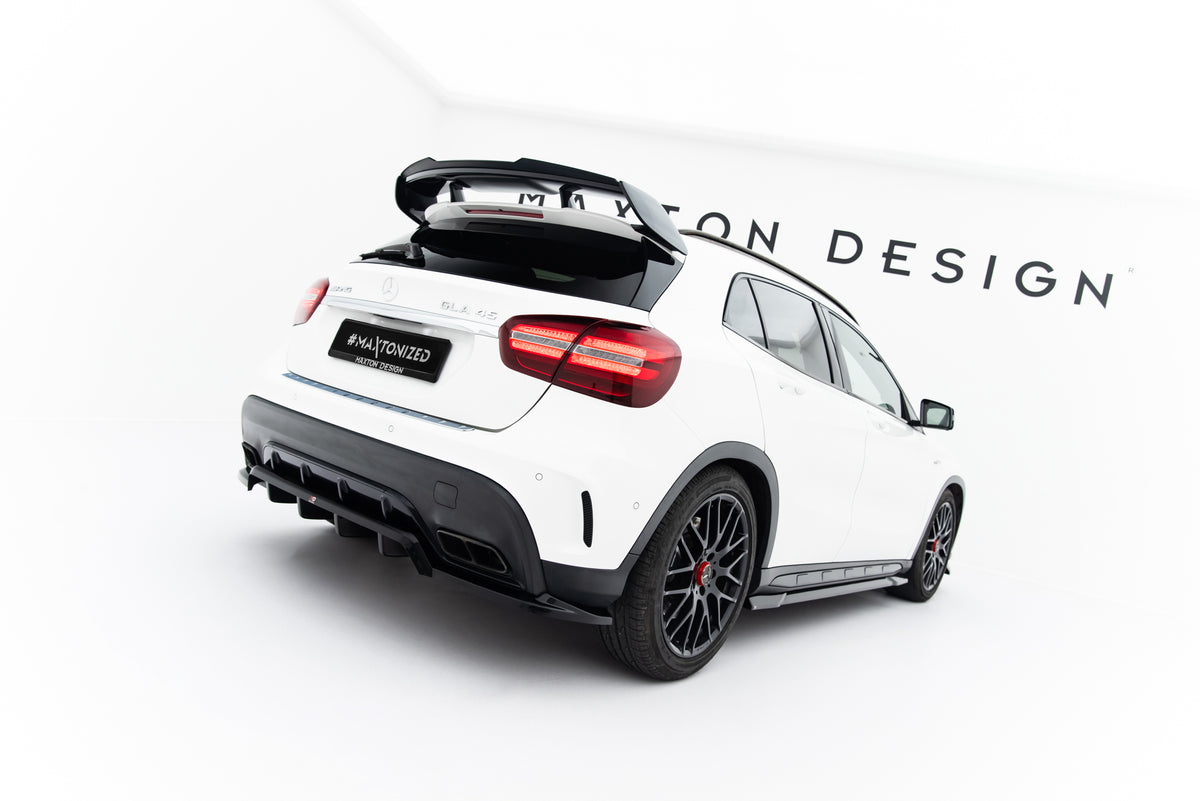 Heckspoiler Lippe Mercedes-Benz GLA 45 AMG X156 Facelift schwarz Hochglanz – Ansicht 1