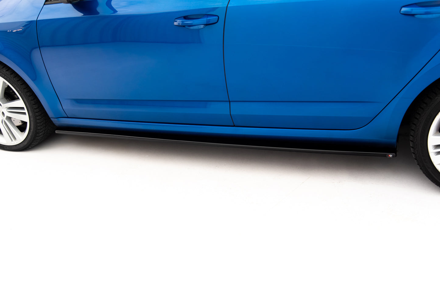 Street+ Seitenschweller Leisten passend für Skoda Octavia RS Hatchback / Combi Mk3 / Mk3 Facelift schwarz Hochglanz – Ansicht 4
