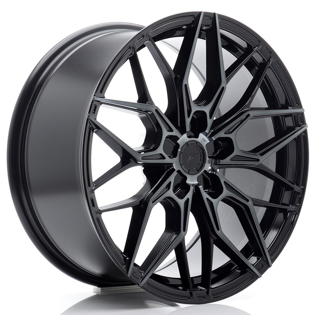 JR Wheels JR46 – Black Machined w/ Tinted Face