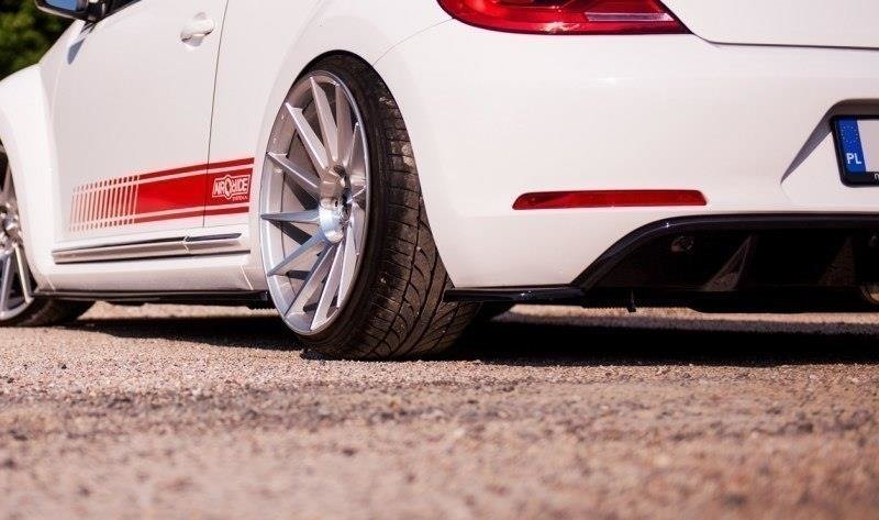 Heck Ansatz Flaps Diffusor passend für VW BEETLE schwarz Hochglanz – Ansicht 1