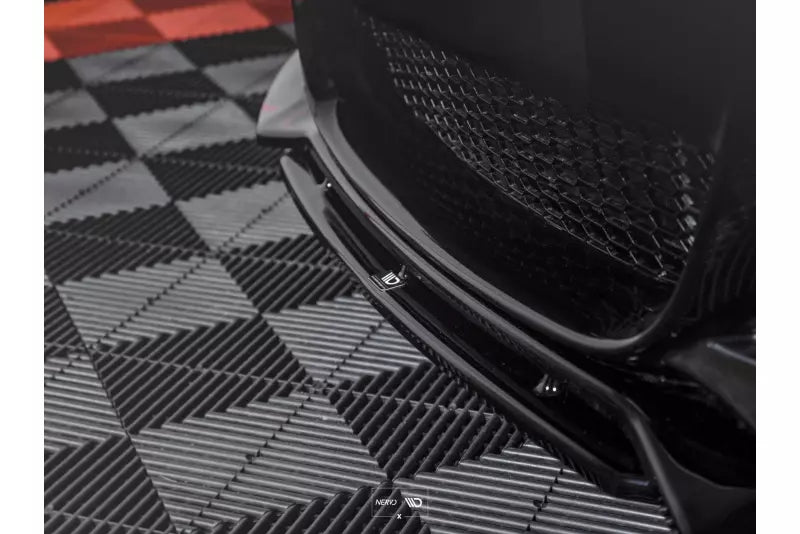 Maxton Design Frontlippe V.1 für BMW 1er E82 Facelift M-Paket Hochglanz schwarz – Ansicht 3
