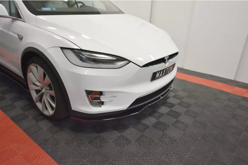 Maxton Design Frontlippe V.2 für Tesla Model X Hochglanz schwarz – Ansicht 3