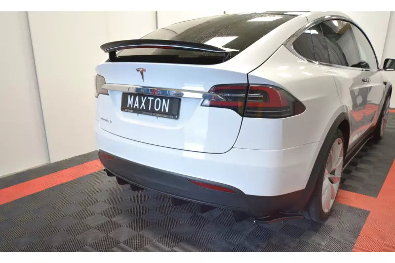 Maxton Design Heckdiffusor für Tesla Model X Hochglanz schwarz – Ansicht 1