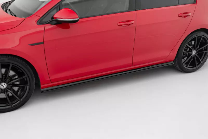 Maxton Design Seitenschweller (Paar) V.2 für VW Golf 7 R-Line / R Facelift ab 03/2017 Hochglanz schwarz – Ansicht 1