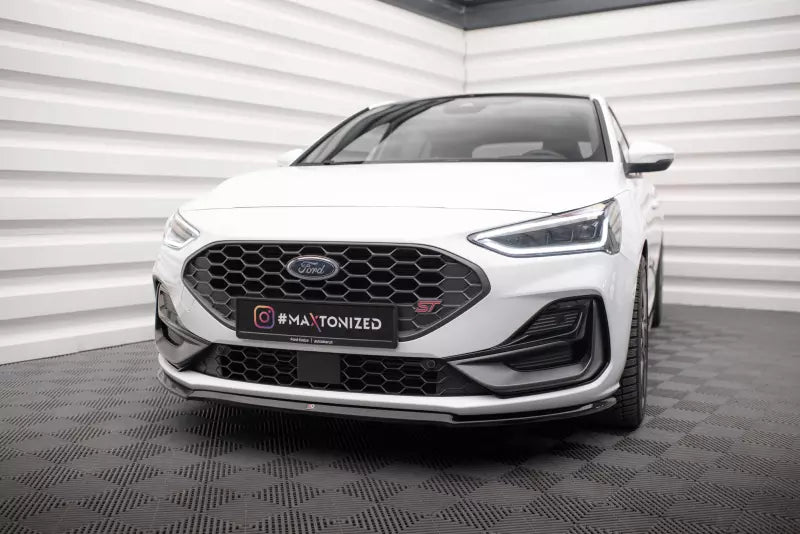 Maxton Design Frontlippe V.3 für Ford Focus ST-Line Mk4 Hochglanz schwarz – Ansicht 1