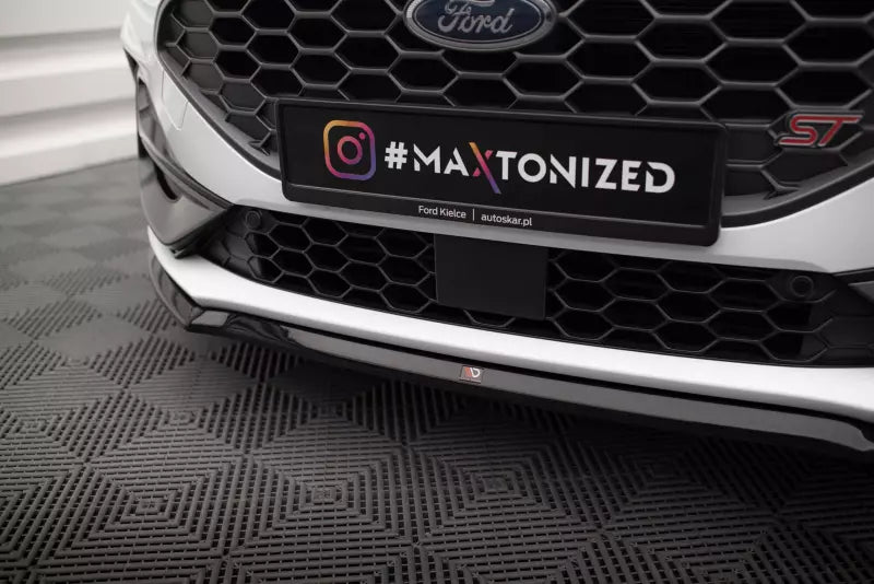 Maxton Design Frontlippe V.3 für Ford Focus ST-Line Mk4 Hochglanz schwarz – Ansicht 3