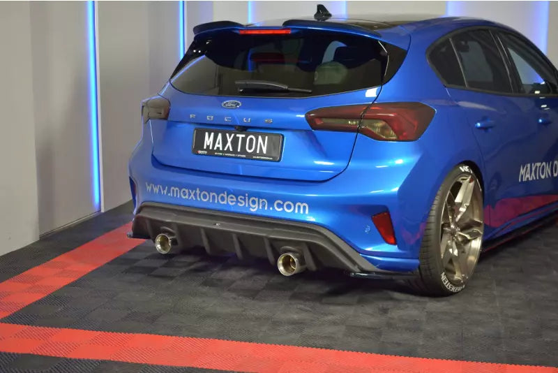 Maxton Design Diffusor Flaps V.2 für Ford Focus ST-Line Mk4 Hochglanz schwarz – Ansicht 1