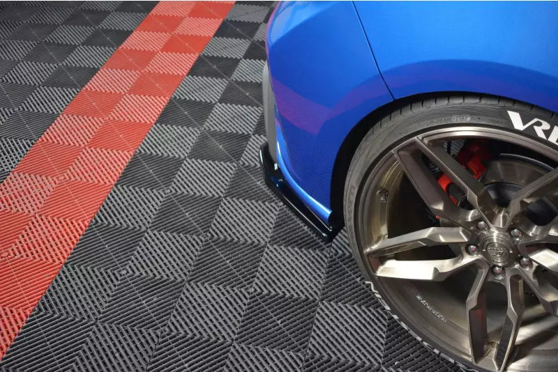 Maxton Design Diffusor Flaps V.2 für Ford Focus ST-Line Mk4 Hochglanz schwarz – Ansicht 3