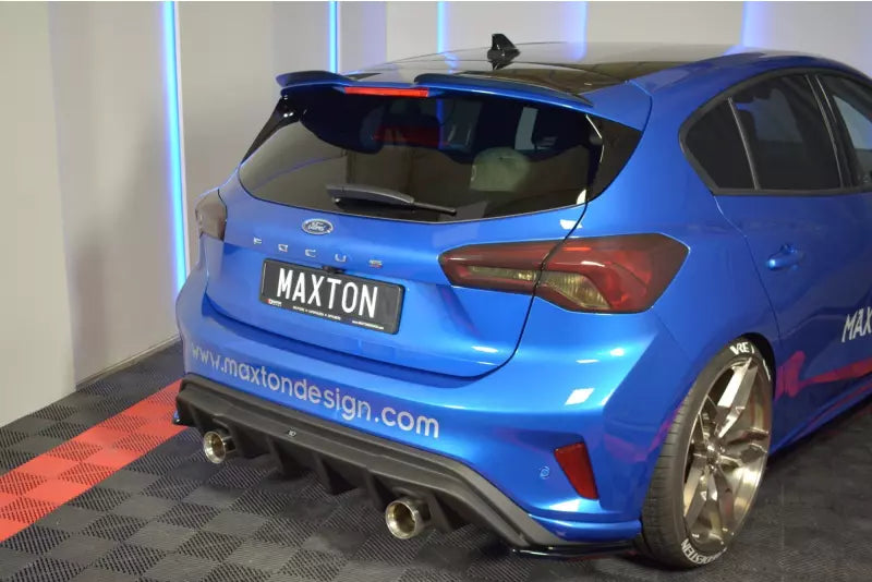 Maxton Design Heckspoiler Lippe V.4 für Ford Focus ST-Line Mk4 Hochglanz schwarz – Ansicht 1