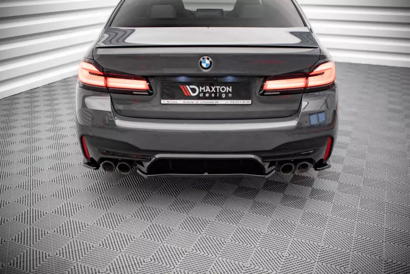 Maxton Design Heckdiffusor für BMW M5 F90 Hochglanz schwarz – Ansicht 3