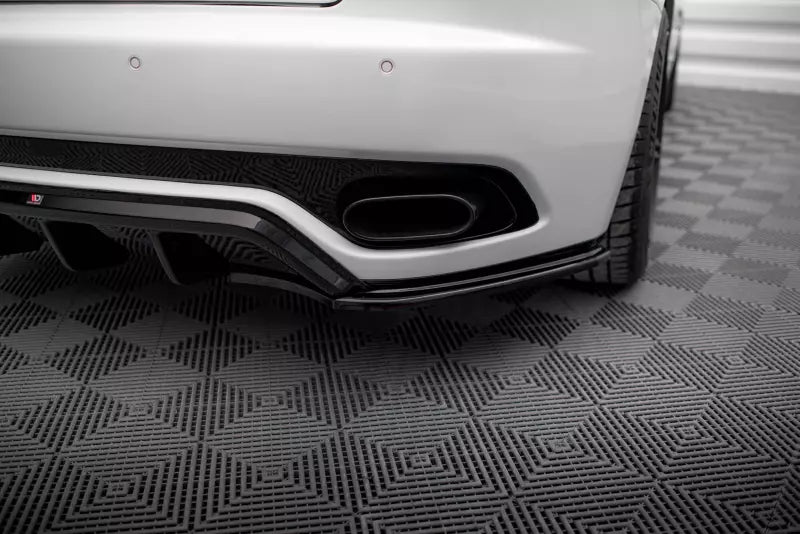 Maxton Design Diffusor Flaps V.2 für Maserati Granturismo 2007-2011 Hochglanz schwarz – Ansicht 1