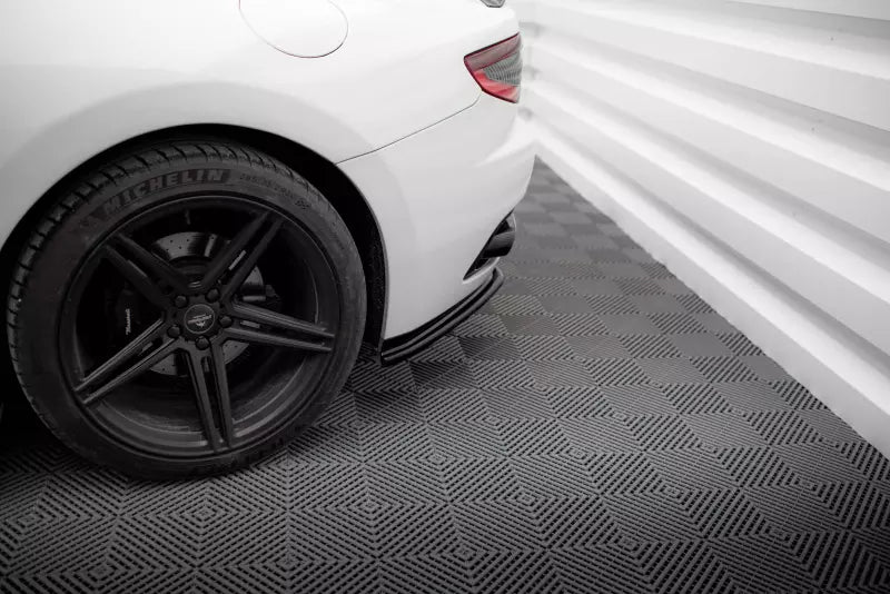 Maxton Design Diffusor Flaps V.2 für Maserati Granturismo 2007-2011 Hochglanz schwarz – Ansicht 2