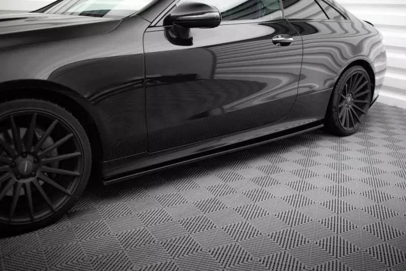 Maxton Design Seitenschweller (Paar) für Mercedes E-Klasse W213 Coupe AMG-Line Hochglanz schwarz – Ansicht 1