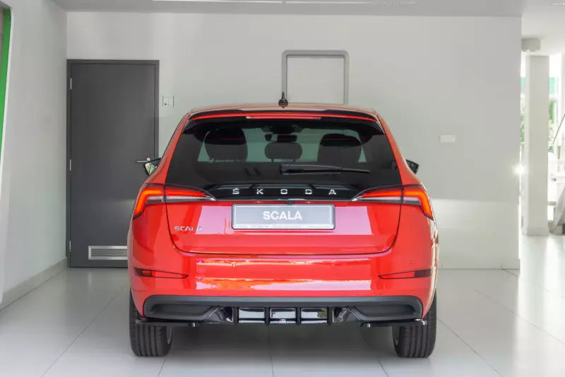 Maxton Design Heckdiffusor für Skoda Scala Hochglanz schwarz – Ansicht 4