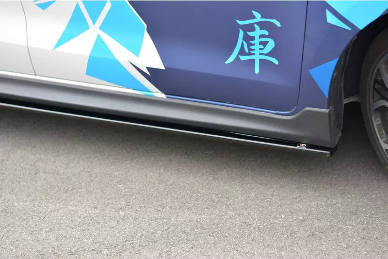 Maxton Design Seitenschweller (Paar) für Suzuki Swift 6 Sport Hochglanz schwarz – Ansicht 4
