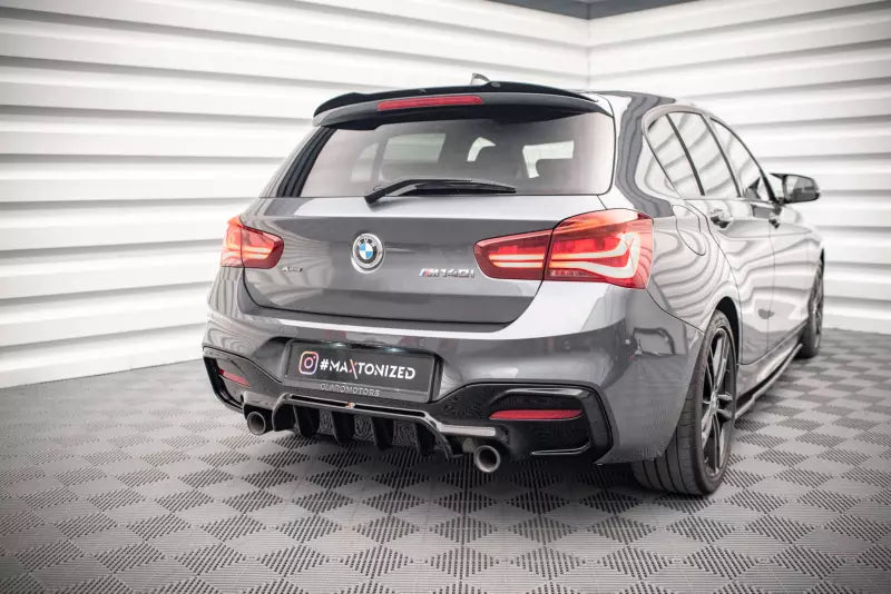 Maxton Design Heckdiffusor für BMW F20 F21 Facelift mit M-Paket Hochglanz schwarz – Ansicht 3