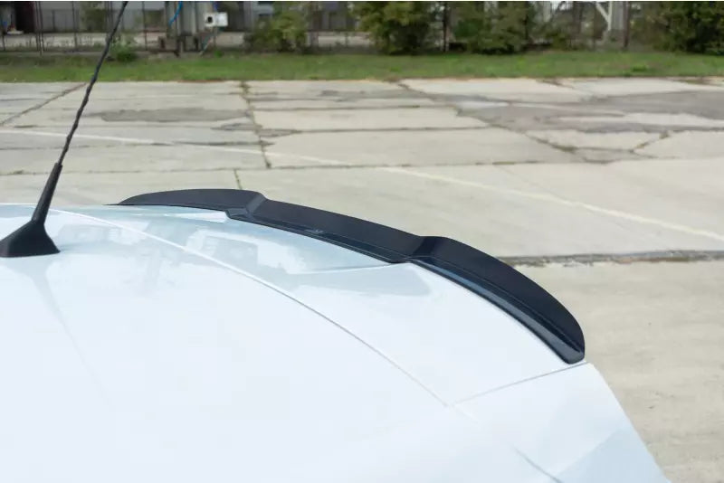 Maxton Design Heckspoiler Lippe für Renault Megane 4 RS Hochglanz schwarz – Ansicht 2
