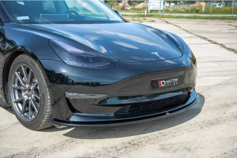 Maxton Design Frontlippe V.1 für Tesla Model 3 Hochglanz schwarz – Ansicht 1