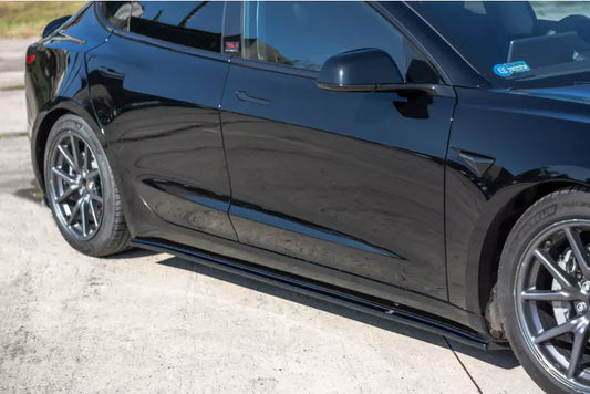 Maxton Design Seitenschweller (Paar) für Diffusor Tesla Model 3 Hochglanz schwarz – Ansicht 1
