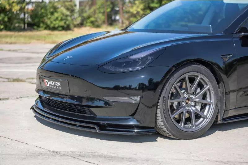 Maxton Design Frontlippe V.2 für Tesla Model 3 Hochglanz schwarz – Ansicht 1