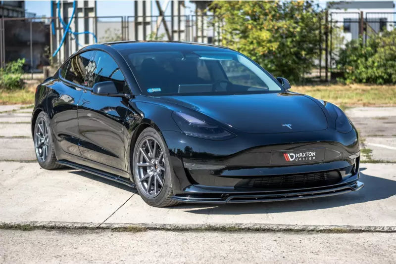 Maxton Design Frontlippe V.2 für Tesla Model 3 Hochglanz schwarz – Ansicht 2
