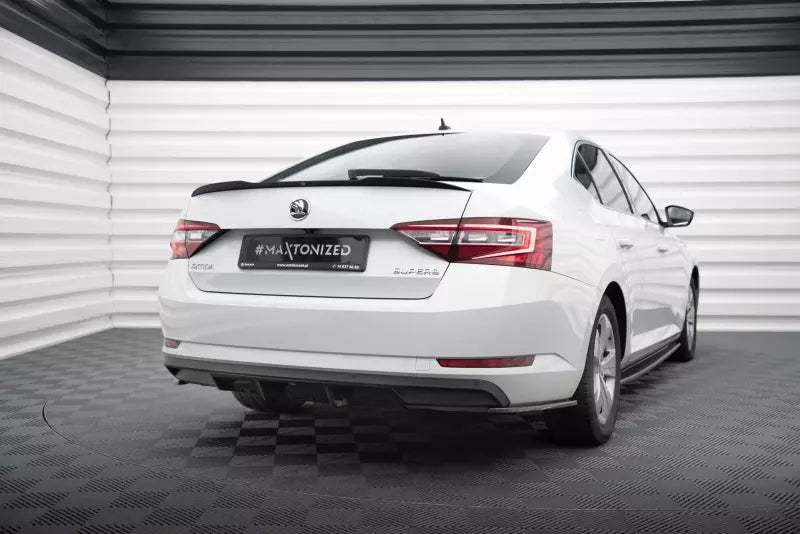 Maxton Design Heckspoiler Lippe für Skoda Superb 3 III 3V Facelift Hochglanz schwarz – Ansicht 3