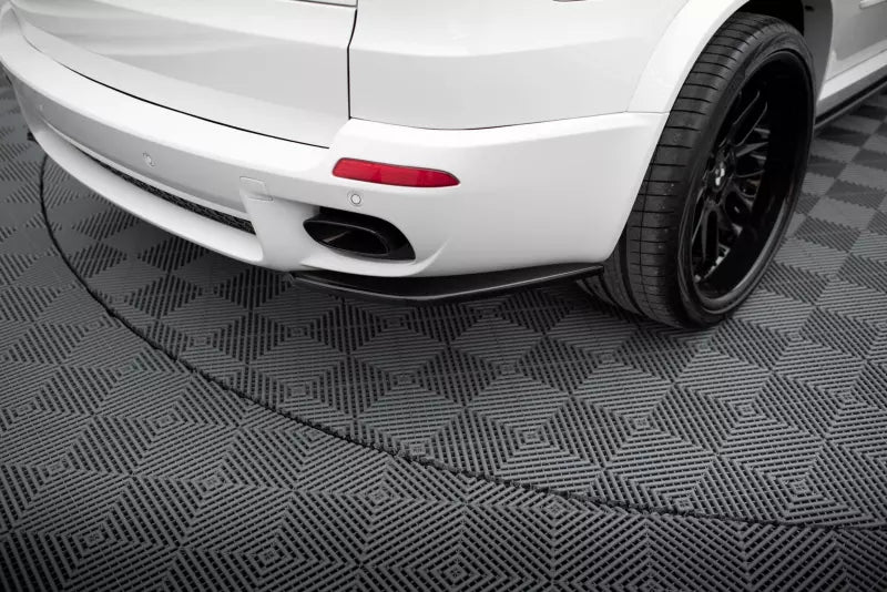 Maxton Design Diffusor Flaps für BMW X5 E70 M Paket Facelift Hochglanz schwarz – Ansicht 1