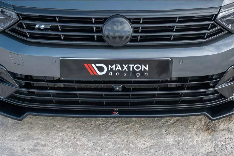 Maxton Design Frontlippe V.2 für VW Passat B8 R-Line 2015-2019 Hochglanz schwarz – Ansicht 2