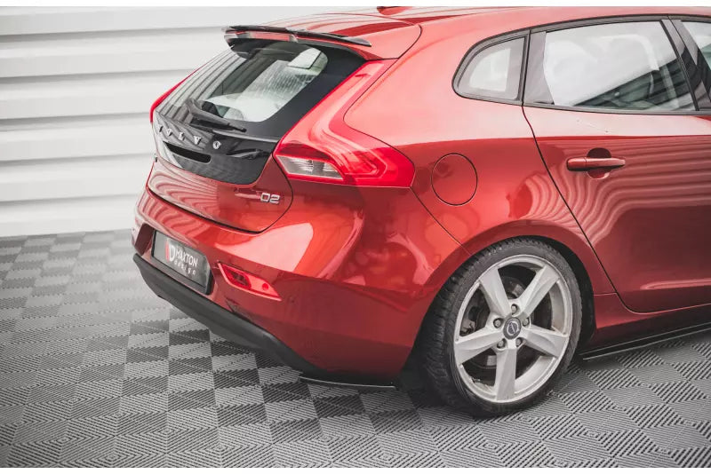 Maxton Design Diffusor Flaps für Volvo V40 Hochglanz schwarz – Ansicht 1