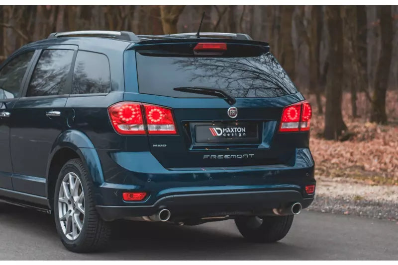 Maxton Design Heckspoiler Lippe für Fiat Freemont Hochglanz schwarz – Ansicht 1