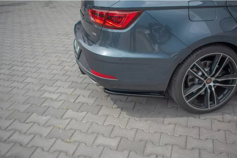 Maxton Design Diffusor Flaps für Seat Leon 3 (Typ 5F) Cupra ST Facelift Hochglanz schwarz – Ansicht 2