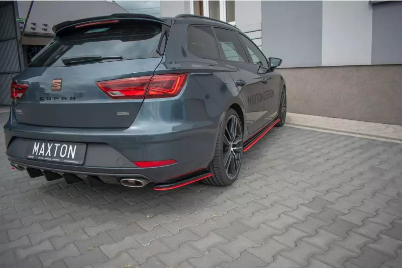 Maxton Design Diffusor Flaps V.2 für Seat Leon 3 (Typ 5F) Cupra ST Facelift Hochglanz schwarz + rote Streifen – Ansicht 4