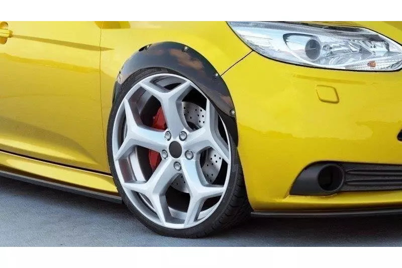 Maxton Design Kotflügel Verbreiterung für Ford Focus ST Mk3 Hochglanz schwarz – Ansicht 2