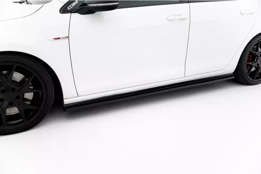 Maxton Design Seitenschweller (Paar) V.2 für VW Golf 7 GTI / GTD Hochglanz schwarz – Ansicht 1