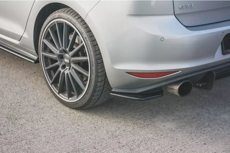 Maxton Design Diffusor Flaps V.2 für VW Golf 7 GTI / GTD Hochglanz schwarz – Ansicht 1