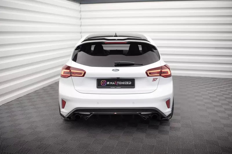 Maxton Design Heckdiffusor V.2 für Ford Focus ST Mk4 Hochglanz schwarz – Ansicht 2