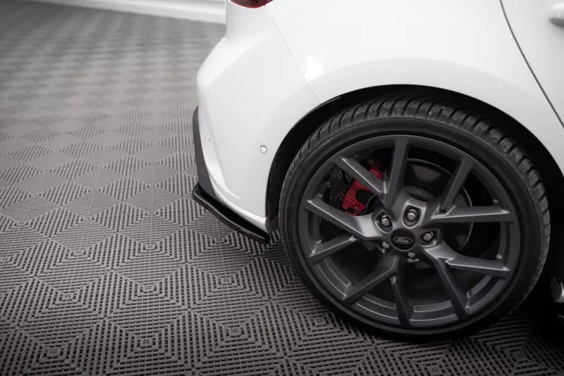 Maxton Design Diffusor Flaps V.1 für Ford Focus ST Mk4 Hochglanz schwarz – Ansicht 3
