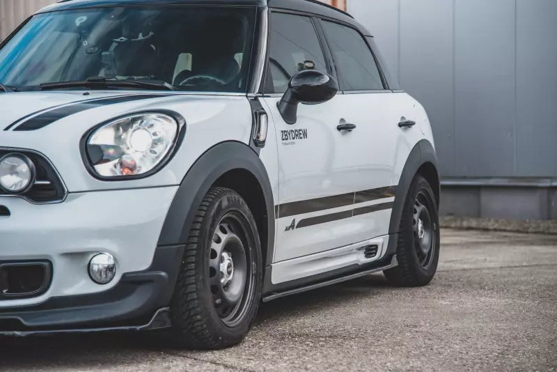 Maxton Design Seitenschweller (Paar) für Mini Countryman Mk1 JCW Hochglanz schwarz – Ansicht 1