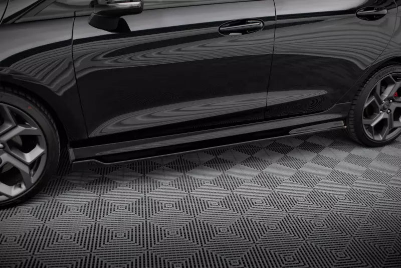 Maxton Design Seitenschweller (Paar) V.3 für Ford Fiesta ST / ST-Line Mk8 Hochglanz schwarz – Ansicht 1