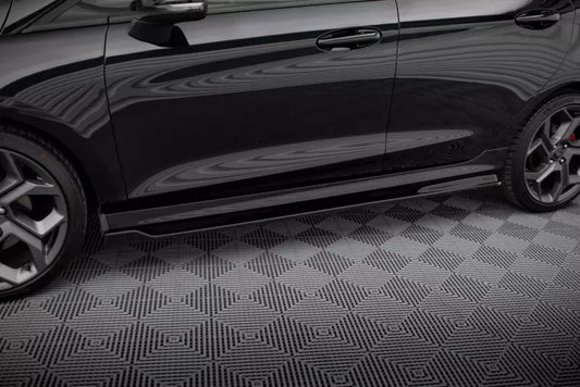 Maxton Design Seitenschweller (Paar) V.3 für Ford Fiesta ST / ST-Line Mk8 Hochglanz schwarz – Ansicht 1