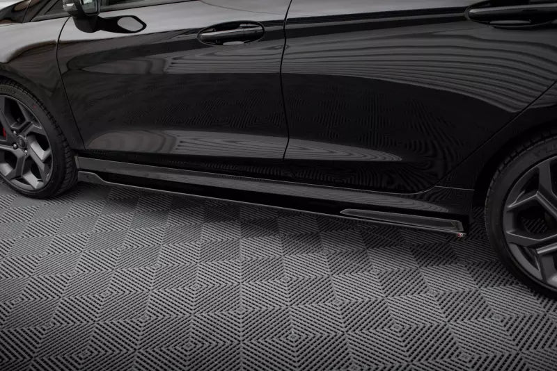 Maxton Design Seitenschweller (Paar) V.3 für Ford Fiesta ST / ST-Line Mk8 Hochglanz schwarz – Ansicht 3