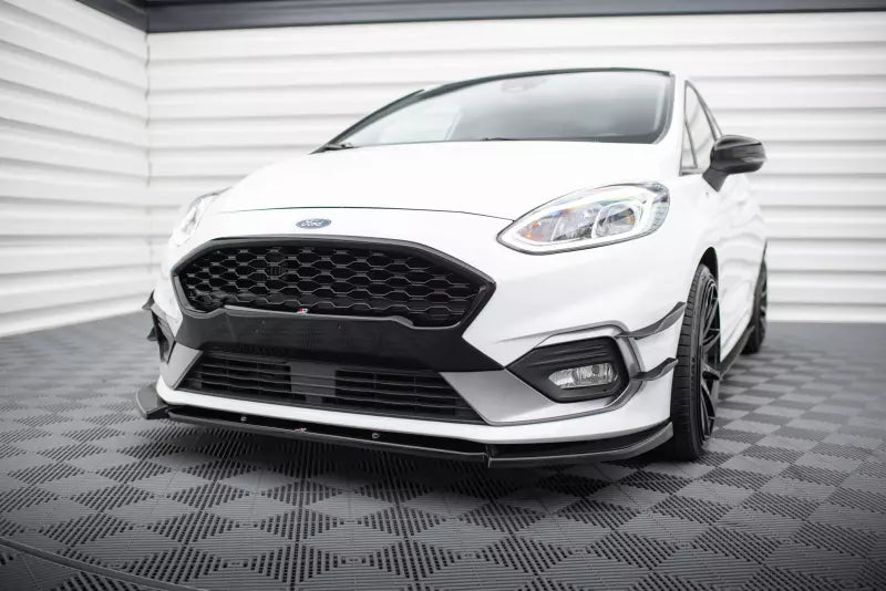 Maxton Design Frontlippe V.7 für Ford Fiesta ST / ST-Line Mk8 Hochglanz schwarz – Ansicht 1