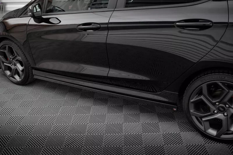 Maxton Design Seitenschweller (Paar) V.2 für Ford Fiesta ST / ST-Line Mk8 Hochglanz schwarz – Ansicht 2