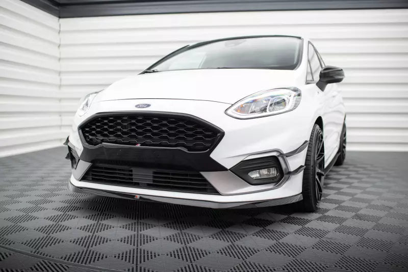 Maxton Design Frontlippe V.6 für Ford Fiesta ST / ST-Line Mk8 Hochglanz schwarz – Ansicht 1