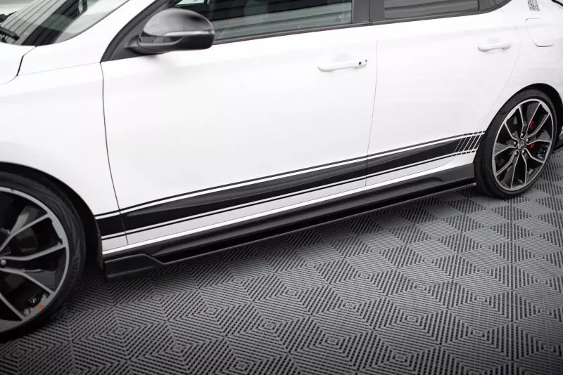 Maxton Design Seitenschweller (Paar) V.4 für Hyundai I30 N Mk3 Hatchback/ Fastback Hochglanz schwarz – Ansicht 1