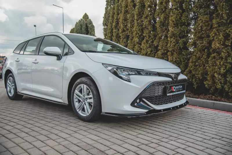 Maxton Design Frontlippe V.1 für Toyota Corolla XII E210 Touring Sports / Hatchback Hochglanz schwarz – Ansicht 3