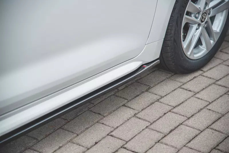 Maxton Design Seitenschweller (Paar) für Toyota Corolla XII E210 Touring Sports Hochglanz schwarz – Ansicht 3