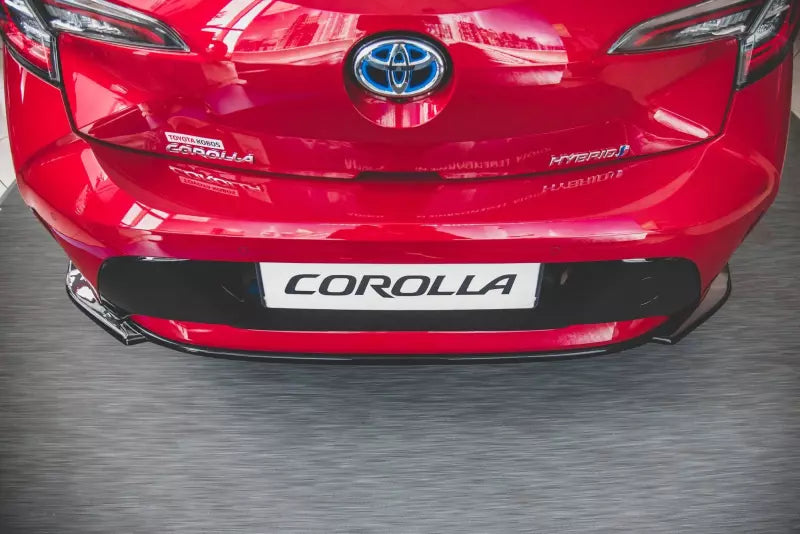 Maxton Design Heckdiffusor für Toyota Corolla XII E210 Hatchback Hochglanz schwarz – Ansicht 1