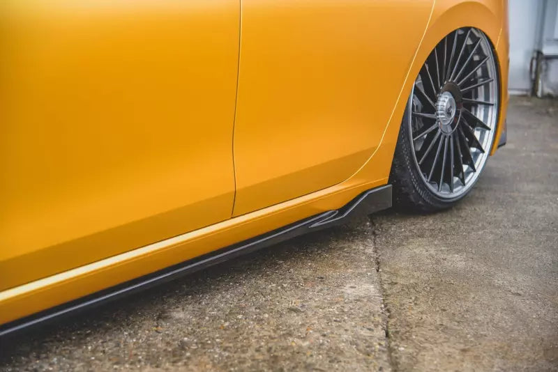 Maxton Design Seitenschweller (Paar) V.2 für VW Golf 8 Standard Hochglanz schwarz – Ansicht 3